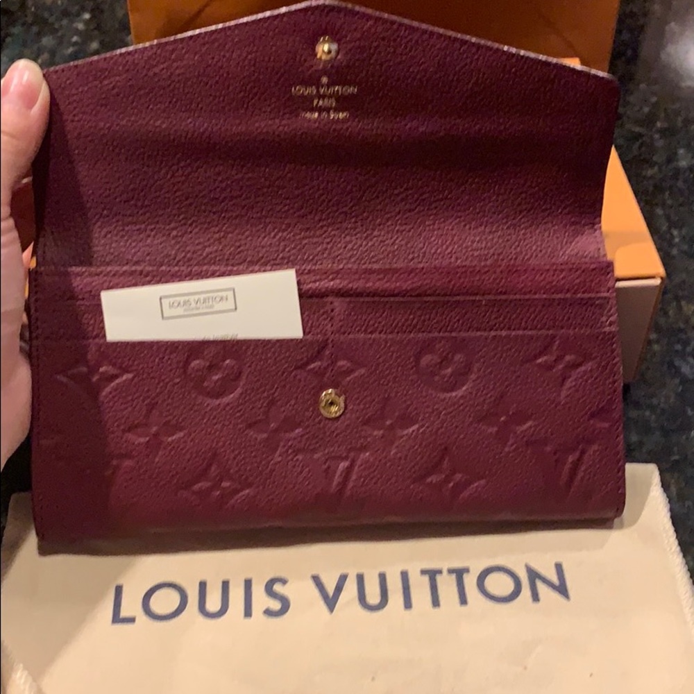❤️Louis Vuitton long wallet❤️ - Picture 2 of 6